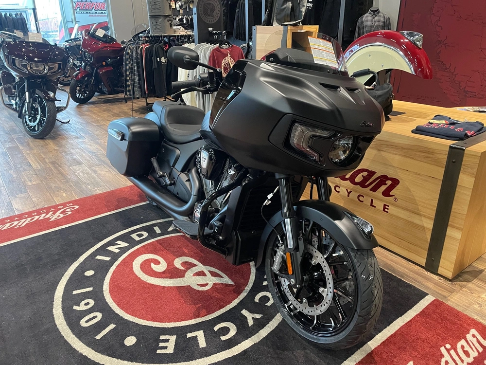 2026 Indian Motorcycle Challenger Dark Horse 112 - Black Smoke alt