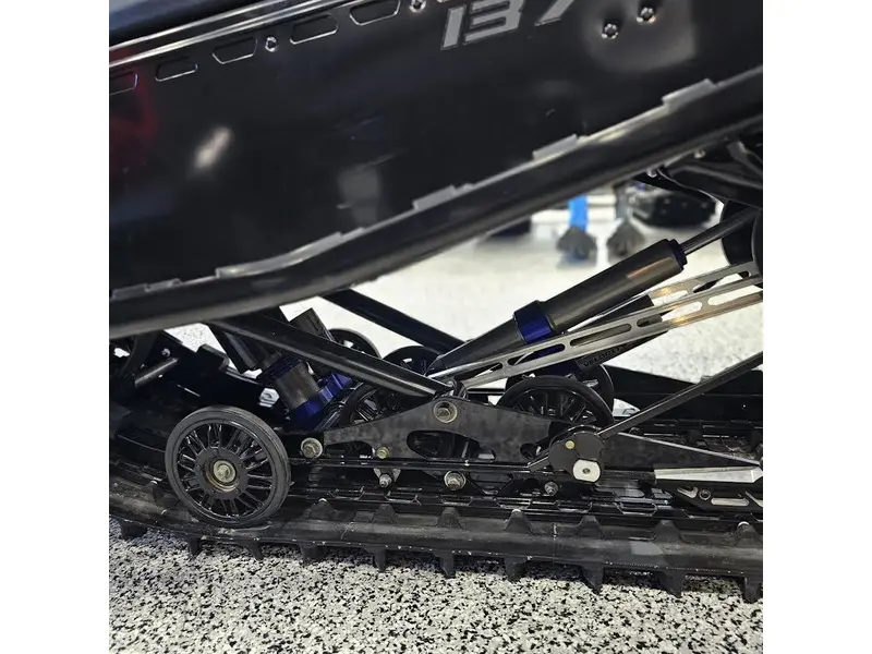 2025 Polaris 850 INDY VR1 137