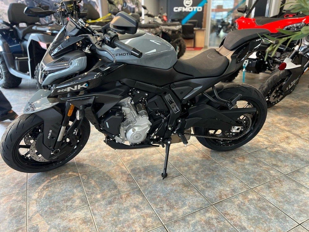 Cfmoto 675nk 2026 alt