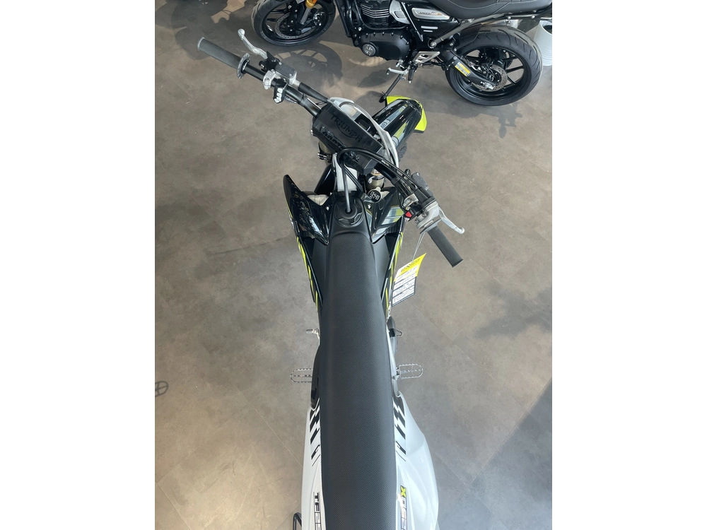 Triumph Tf 250-x 2024 alt