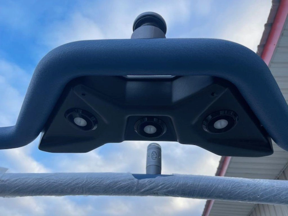 2026 Malibu 22 Lsv alt