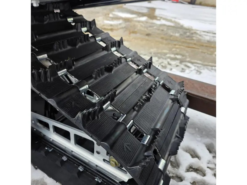 2025 Polaris 550 Voyageur LXT