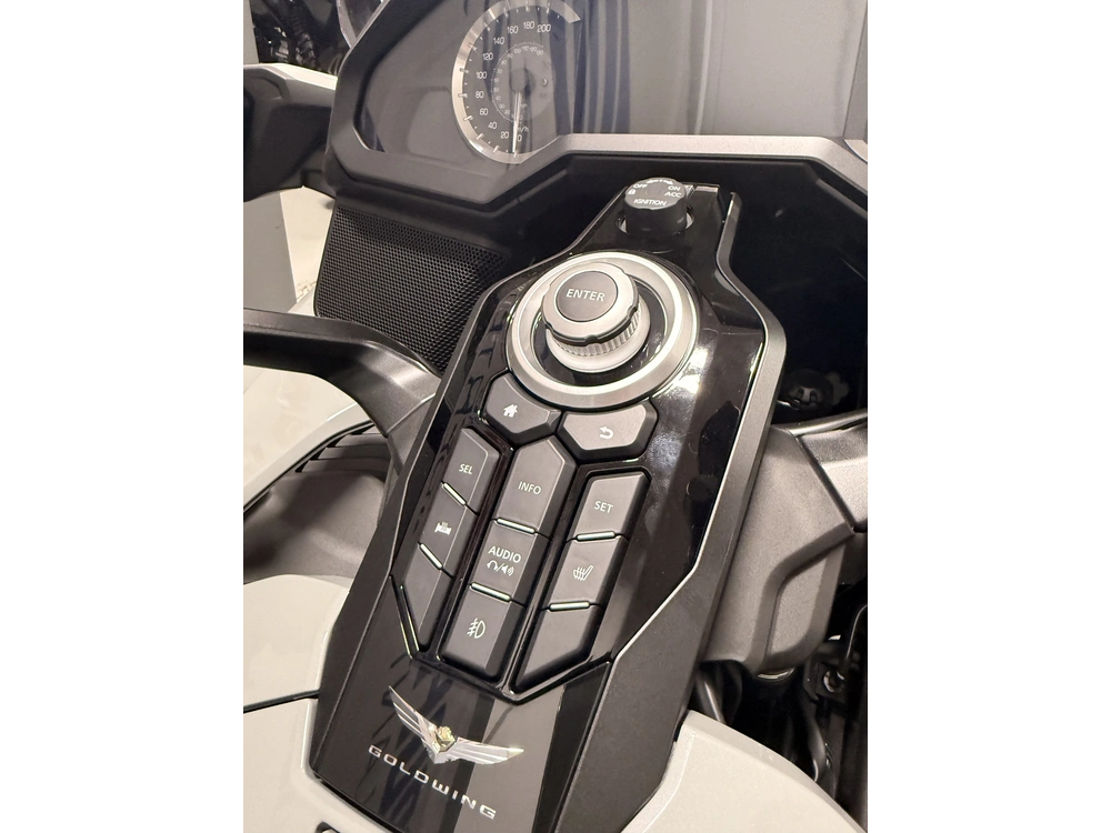 Honda Gold Wing Tour Gold Wing Tour Dct 2026 alt