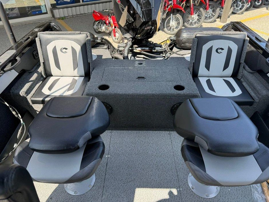 Crestliner Crestliner Super Hawk 1850 2025 alt