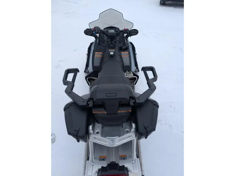 2024 Polaris 550 VOYAGEUR ADVENTURE 144