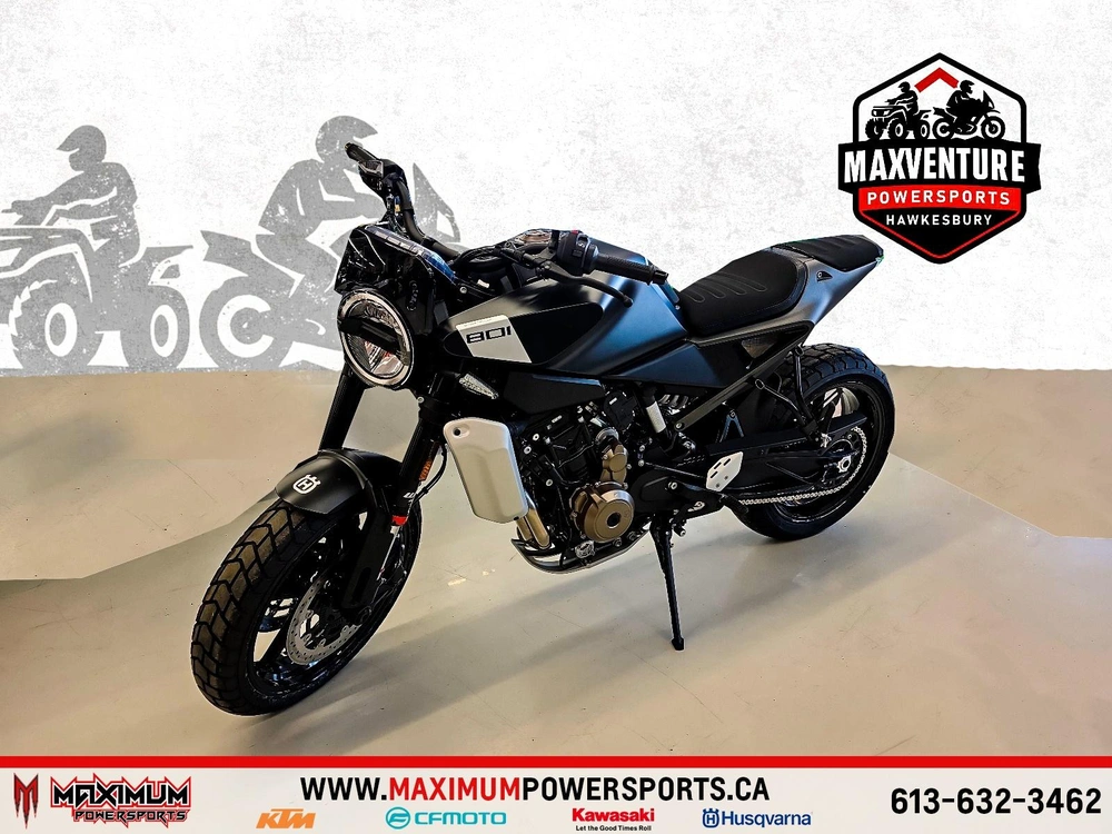 Husqvarna Svartpilen 801 2025 alt