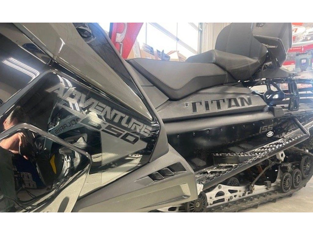 2025 Polaris 650 Titan Adventure 155 1.8" alt
