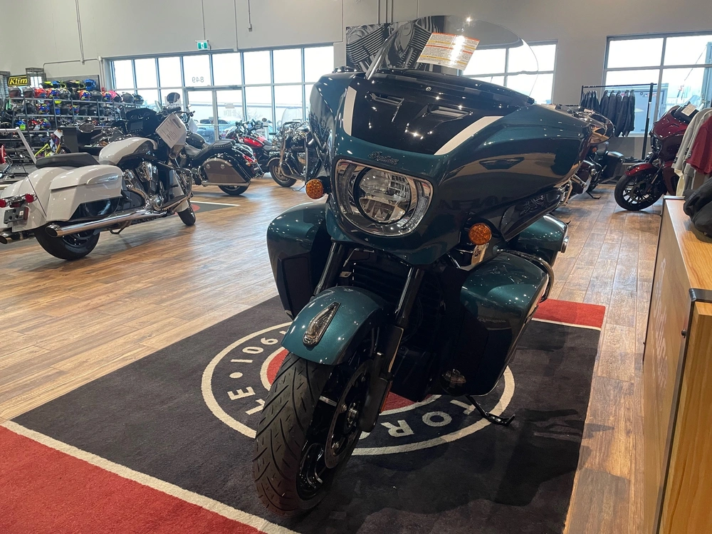 2026 Indian Motorcycle Roadmaster Pp Lt 112 - Green/blk Mtllc alt