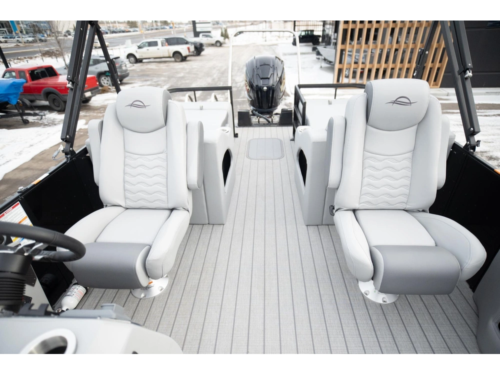 2026 Suncatcher Fusion 322ss alt