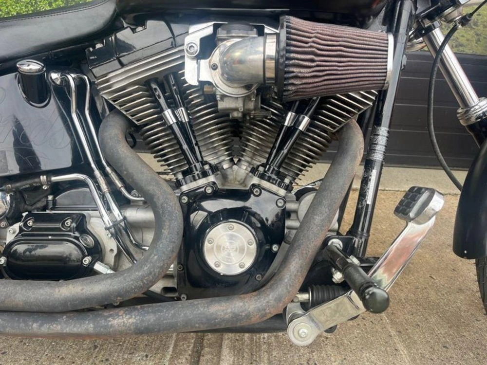 2004 Harley-davidson Fxst - Softail® Standard alt