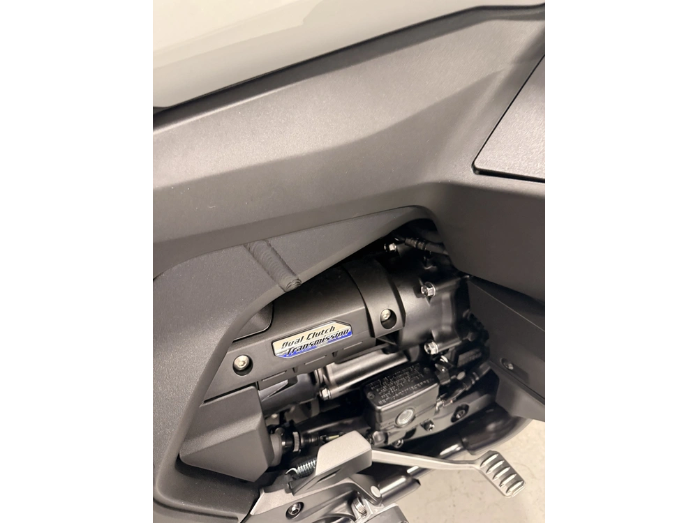 Honda Gold Wing Tour Dct Goldwing Gl1800 2026 alt