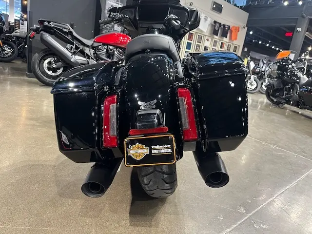 Harley-Davidson FLHX STREET GLIDEFLHX 2024