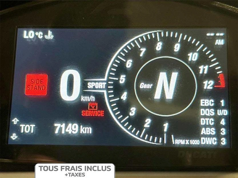 2024 Ducati Panigale V2 alt