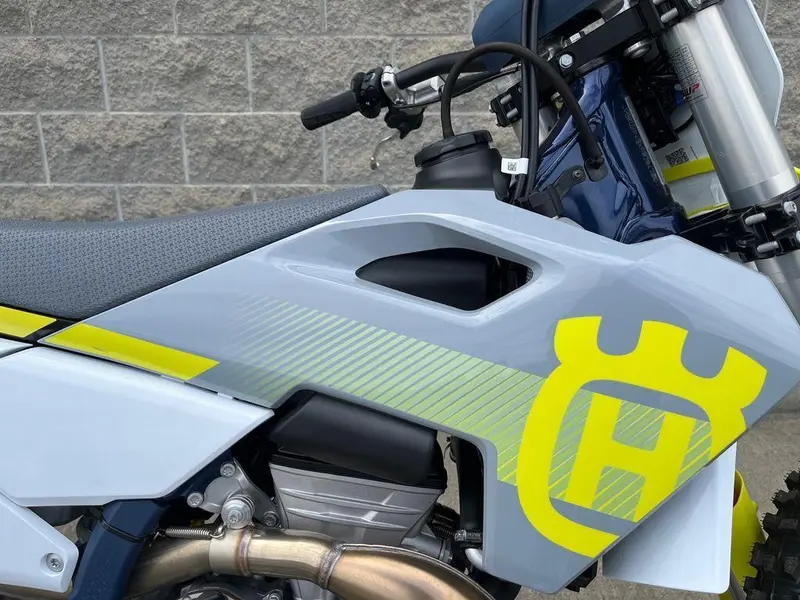 2024 Husqvarna FC 350 thumbnail 4
