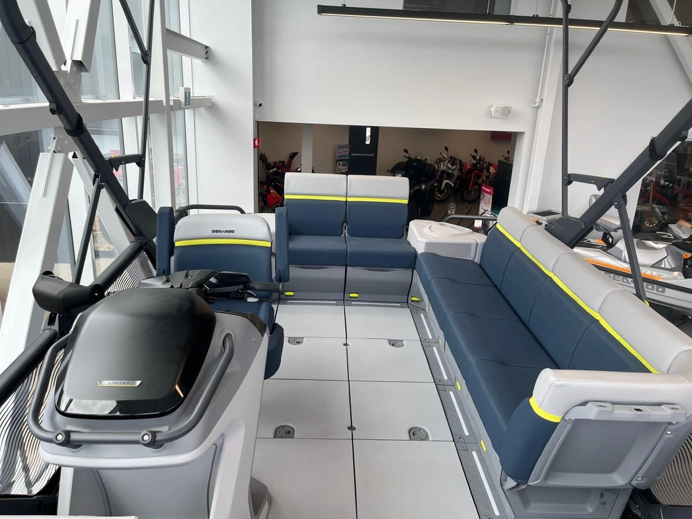 Sea-doo Switch Cruise Limited 21 300 Hp 2026 alt