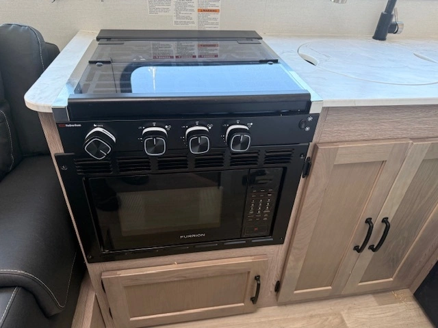 2026 Gulf Stream 228sb alt