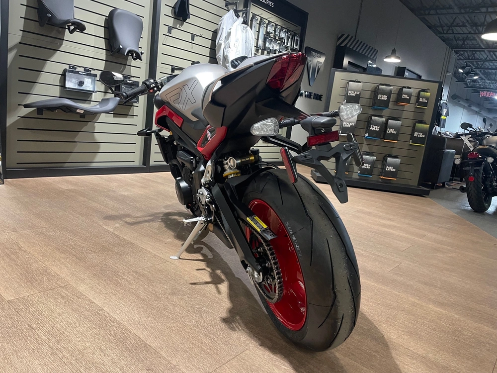 2026 Triumph Street Triple 765 Rx - Matt Alum Silver alt