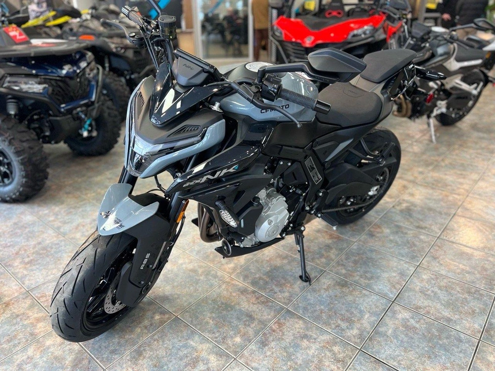 Cfmoto 675nk 2026 alt