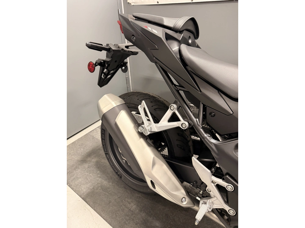 Honda Cb750 Cb 750 2025 alt