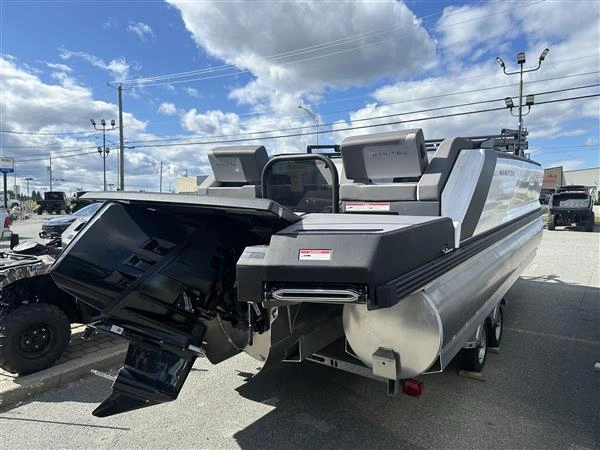 2025 Manitou Cruise Bench 22 alt