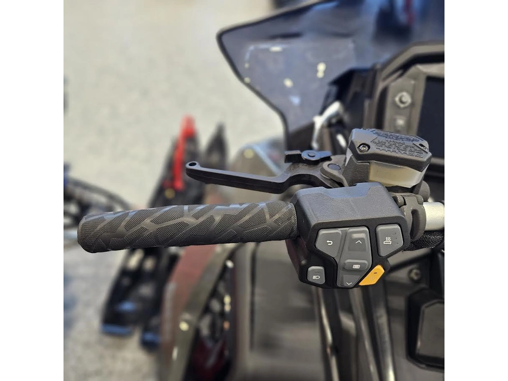 2025 Polaris 850 Indy Vr1 137 alt