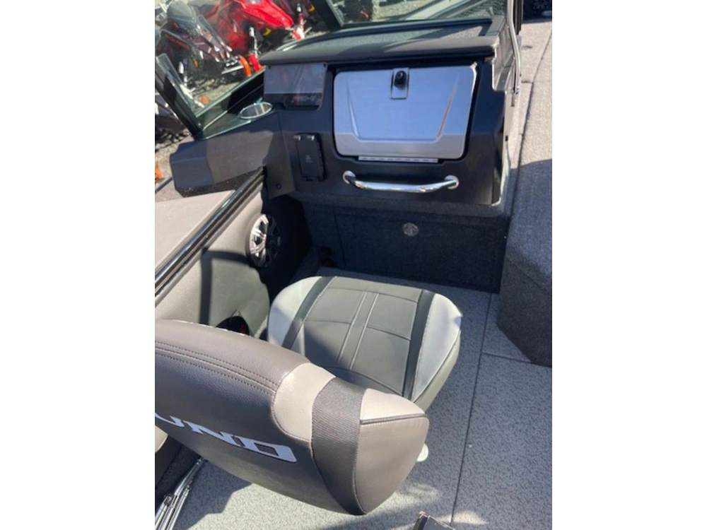 2026 Lund Boat Co 2075 Pro-v Sport alt