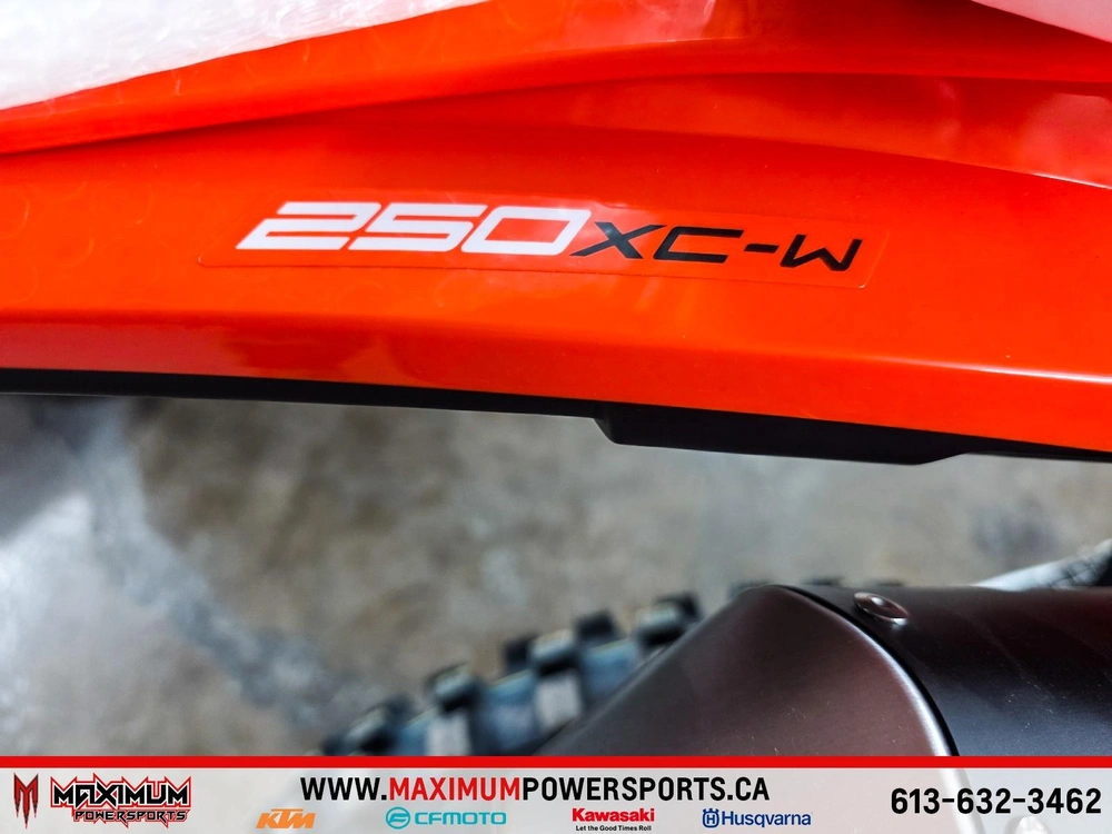 Ktm 250 Xc-w 2025 alt