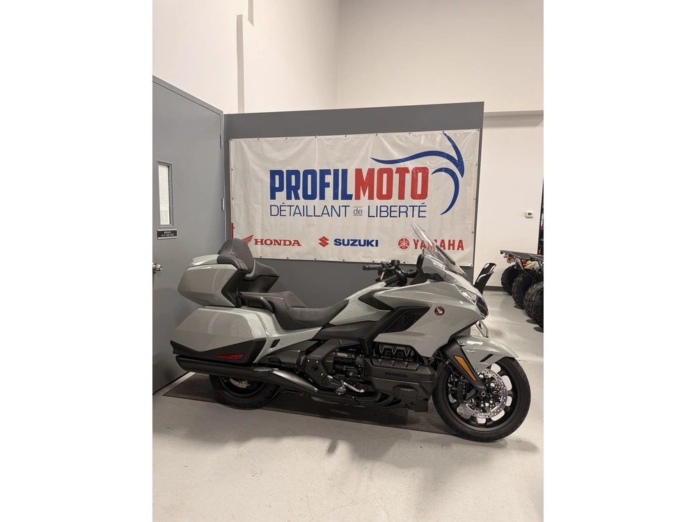Honda Gold Wing Tour Dct Goldwing Gl1800 2026 alt
