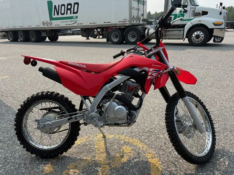 2025 Honda Honda CRF125F thumbnail 2
