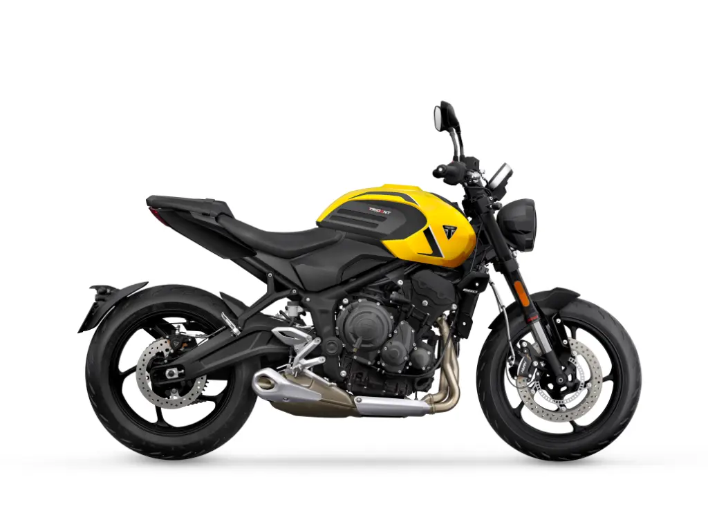 2026 Triumph Trident 660 // Cosmic Yellow 