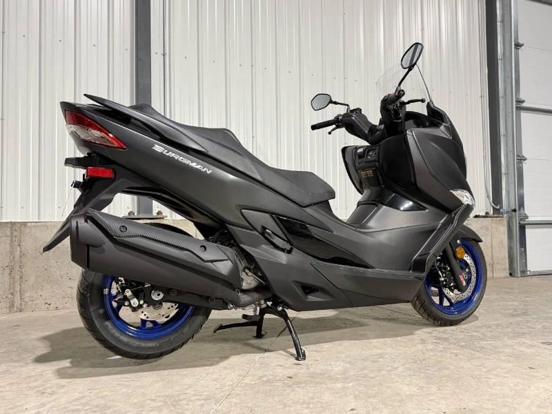 Suzuki Burgman 400 2024 alt