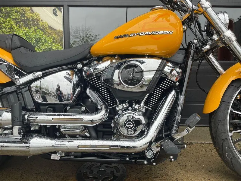 2025 Harley-Davidson FXBR - Breakout™ thumbnail 3