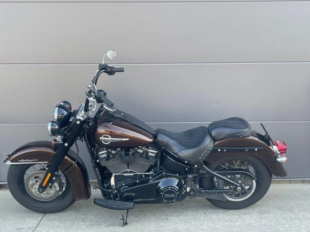 2019 Harley-davidson Flhcs - Softail® Heritage Classic 114 alt