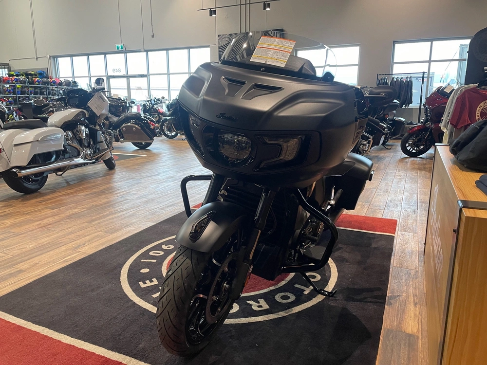 2026 Indian Motorcycle Challenger Dark Horse 112 - Black Smoke alt