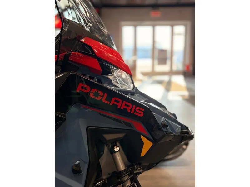 2024 Polaris PROSTAR S4 VOYAGEUR 146