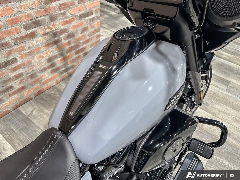 2026 Harley-davidson Street Glide alt