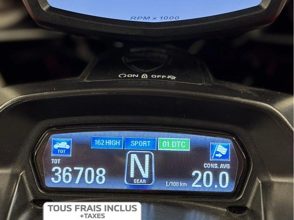 2013 Ducati Diavel Corse alt