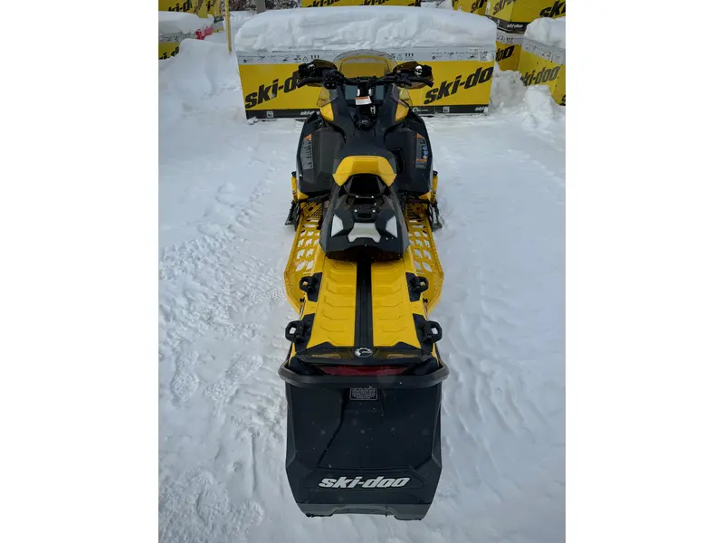 2024 Ski-Doo MXZ XRS COMPETITION PACKAGE 850 E-TEC TURBO R W/10.25" TOUCHSCREEN