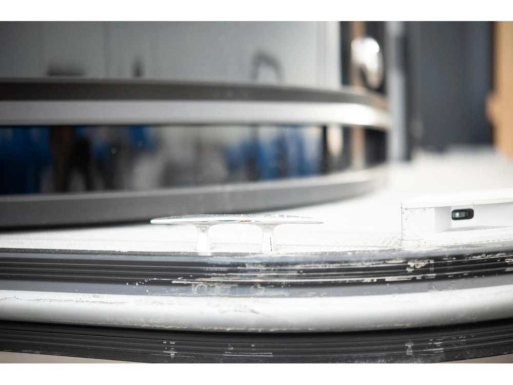 2026 Suncatcher Fusion 322ss alt