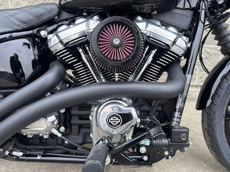2026 Harley-Davidson FXBB - Street Bob® thumbnail 3