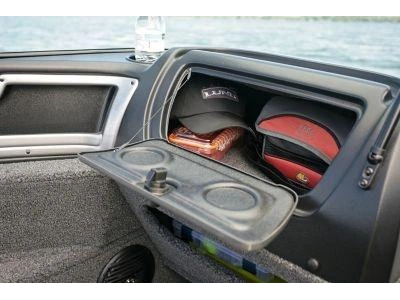 2026 Lund Boat Co 1875 Impact Xs Sport alt