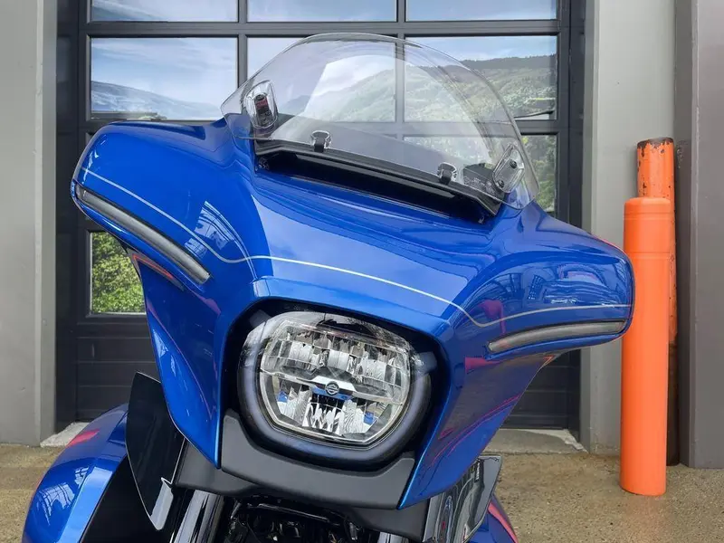 2025 Harley-Davidson FLHXU - Street Glide® Ultra thumbnail 17