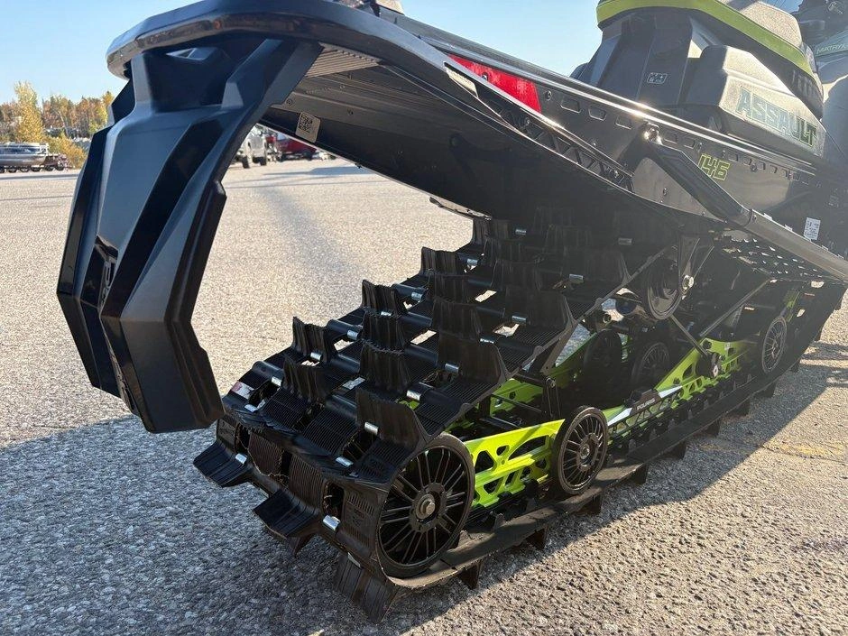 Polaris Polaris 850 Boost Assault Switchback 2024 alt