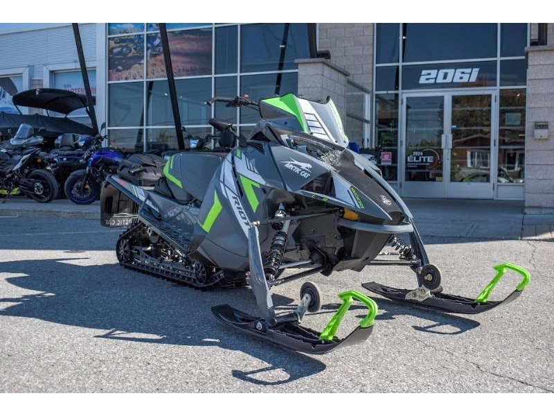 Arctic Cat Riot 8000 2022 alt