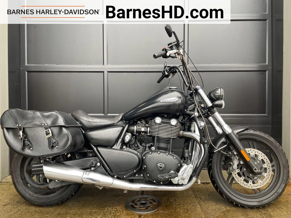 2011 Triumph Thunderbird Storm alt