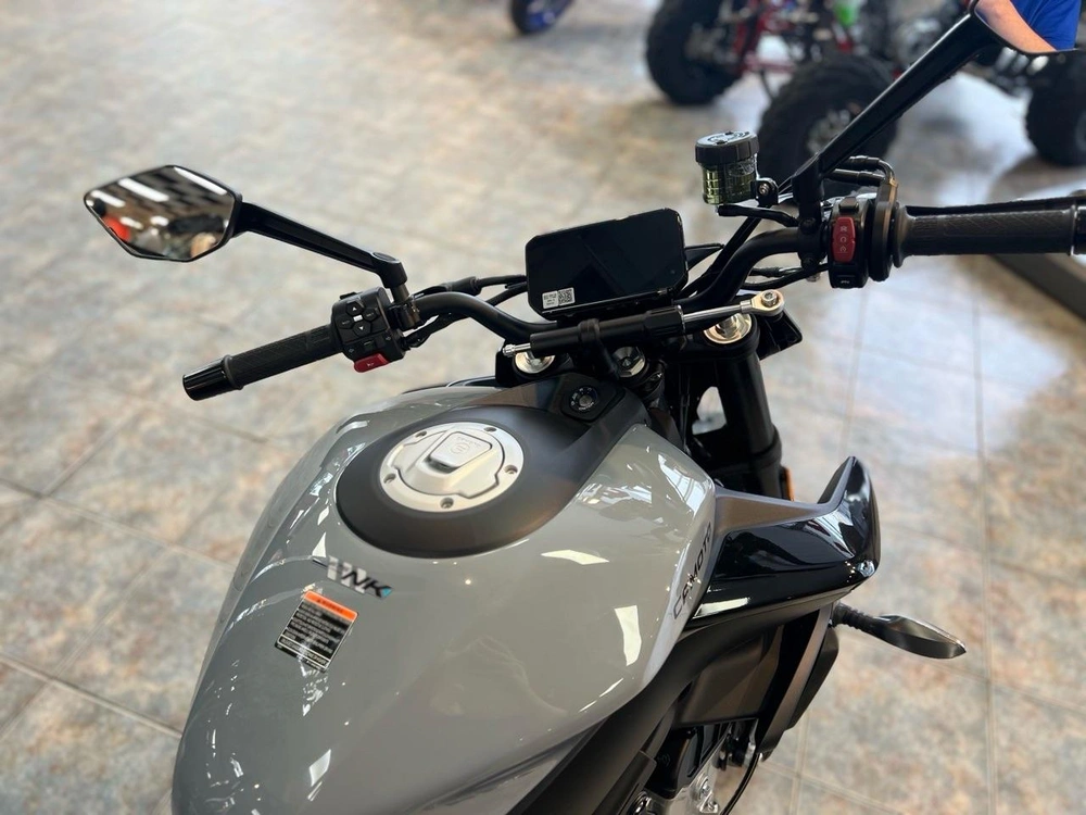 Cfmoto 675nk 2026 alt