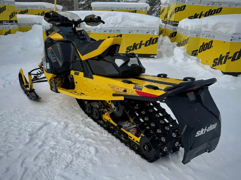2024 Ski-Doo MXZ XRS COMPETITION PACKAGE 850 E-TEC TURBO R W/10.25" TOUCHSCREEN