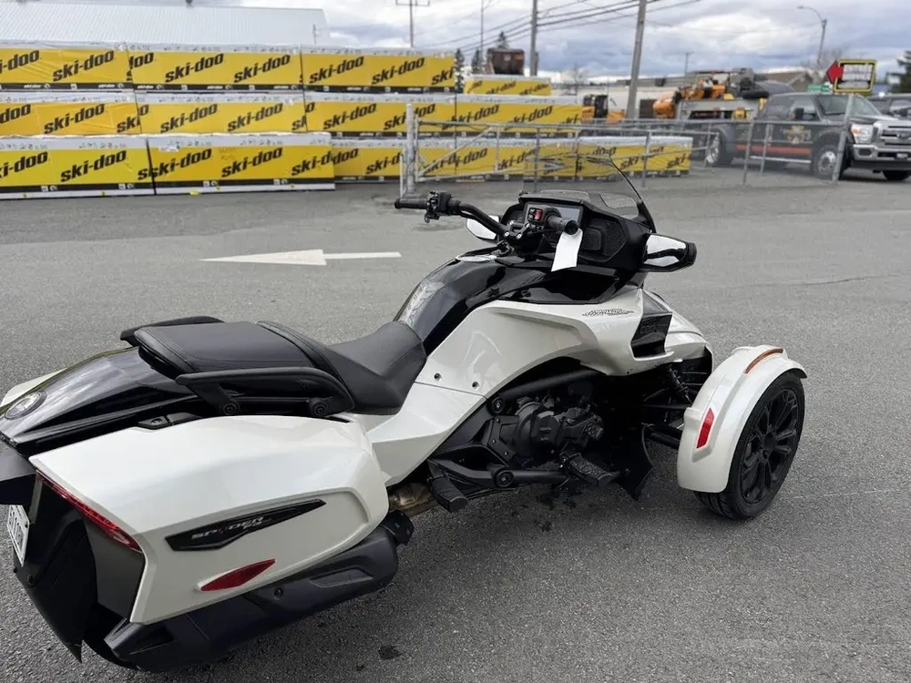 Can-am F3-t 2025 alt