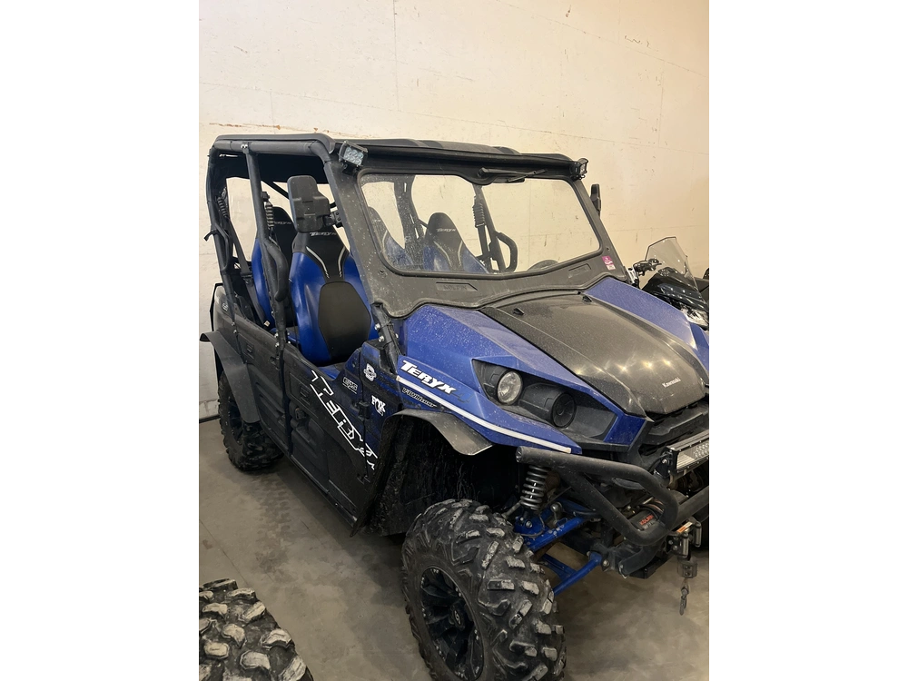 2023 Kawasaki Teryx 4 alt