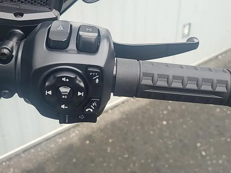 2025 Harley-Davidson FLHX - Street Glide® thumbnail 15